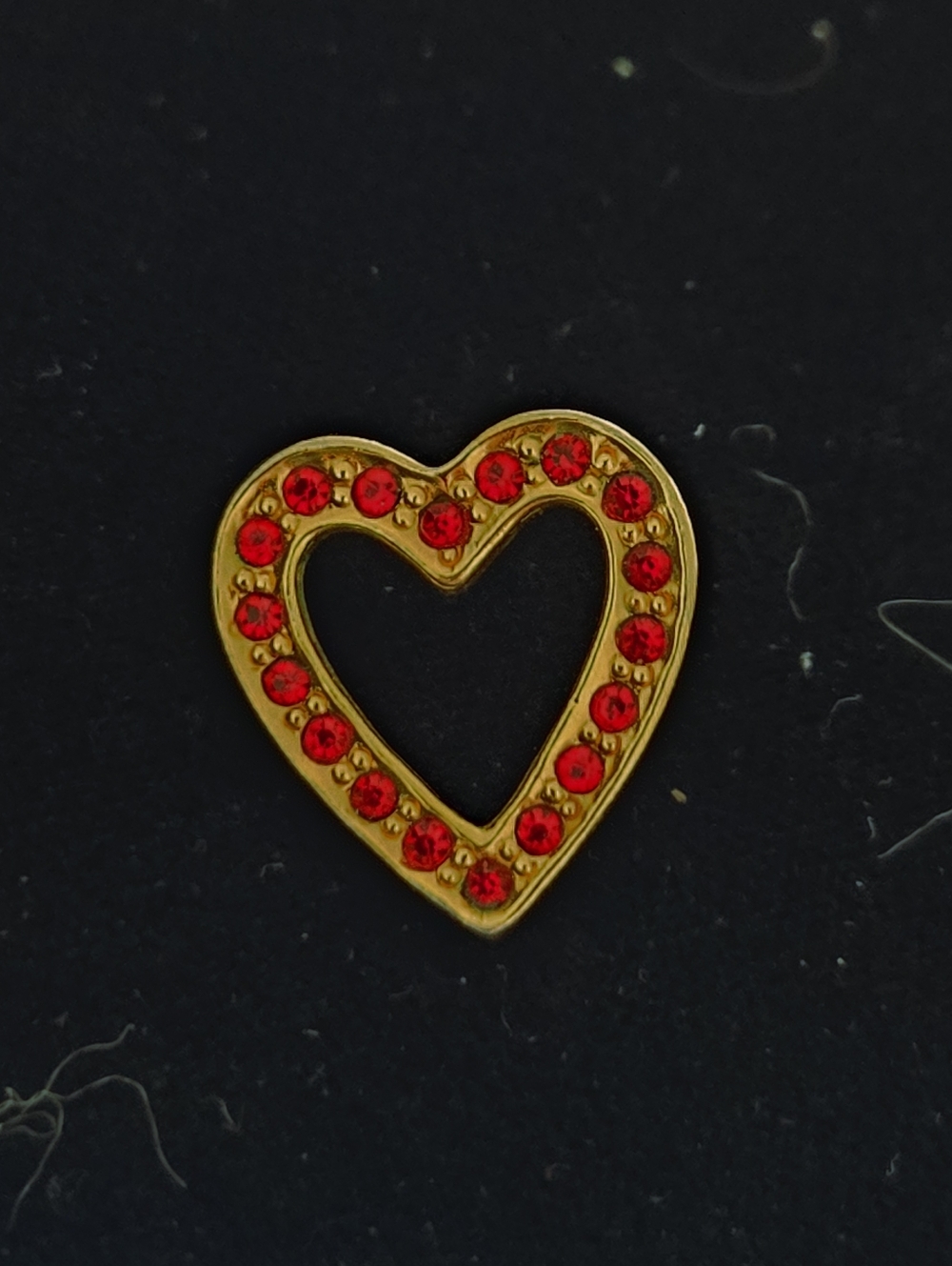 1990 Avon "Sparkling Heart" Lapel Pin